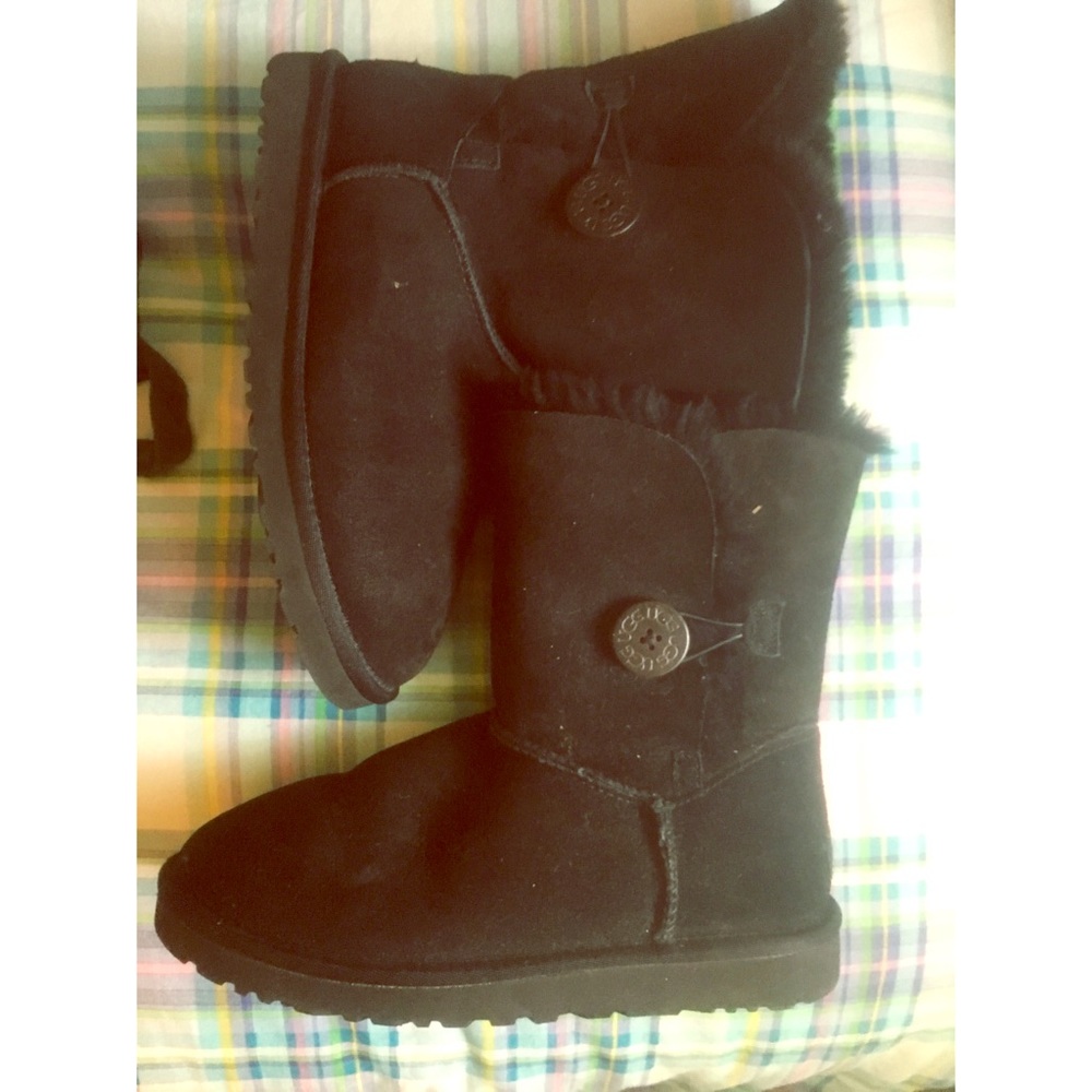 Bailey Button Uggs